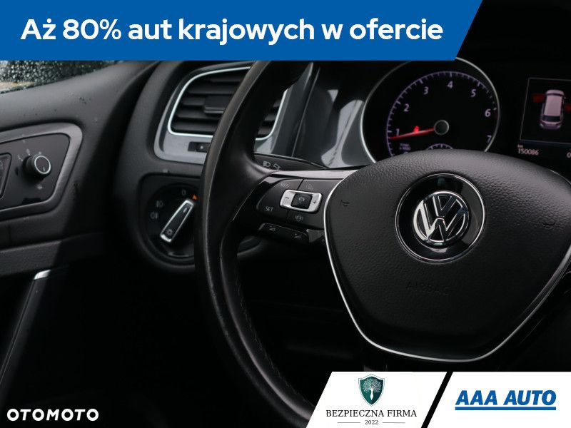 Volkswagen Golf - 21