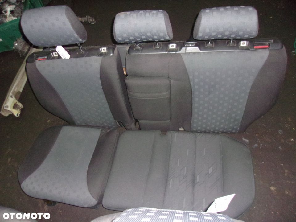 KOMPLET FOTELI MERCEDES W210 KOMBI - 4