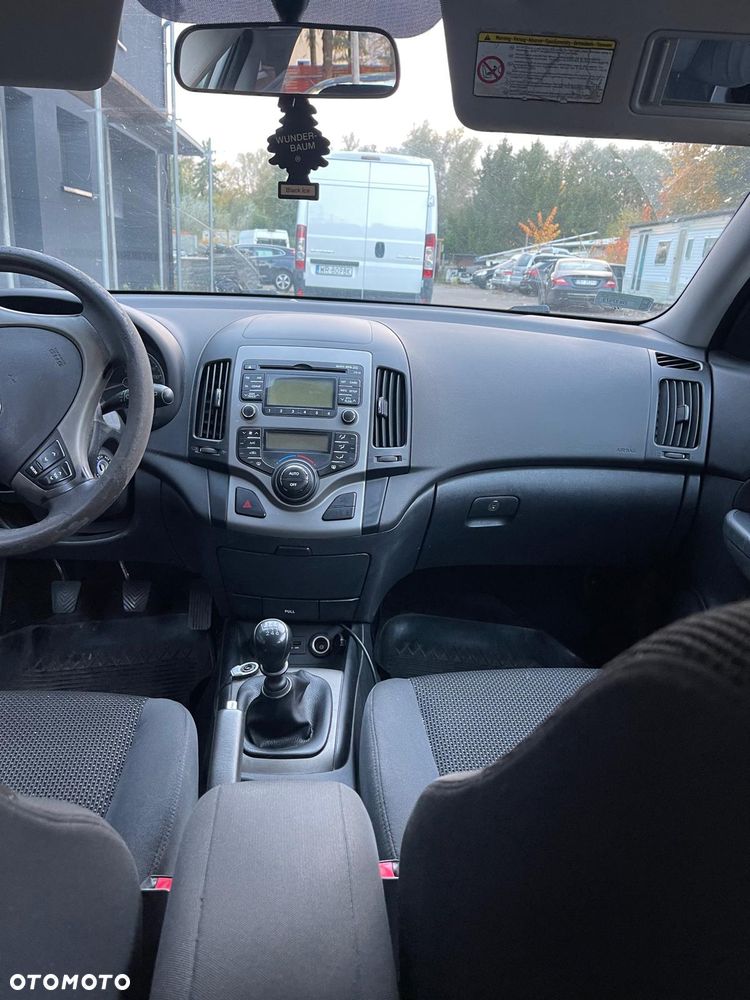 Hyundai i30 1.6 CRDi Style EU5 - 8