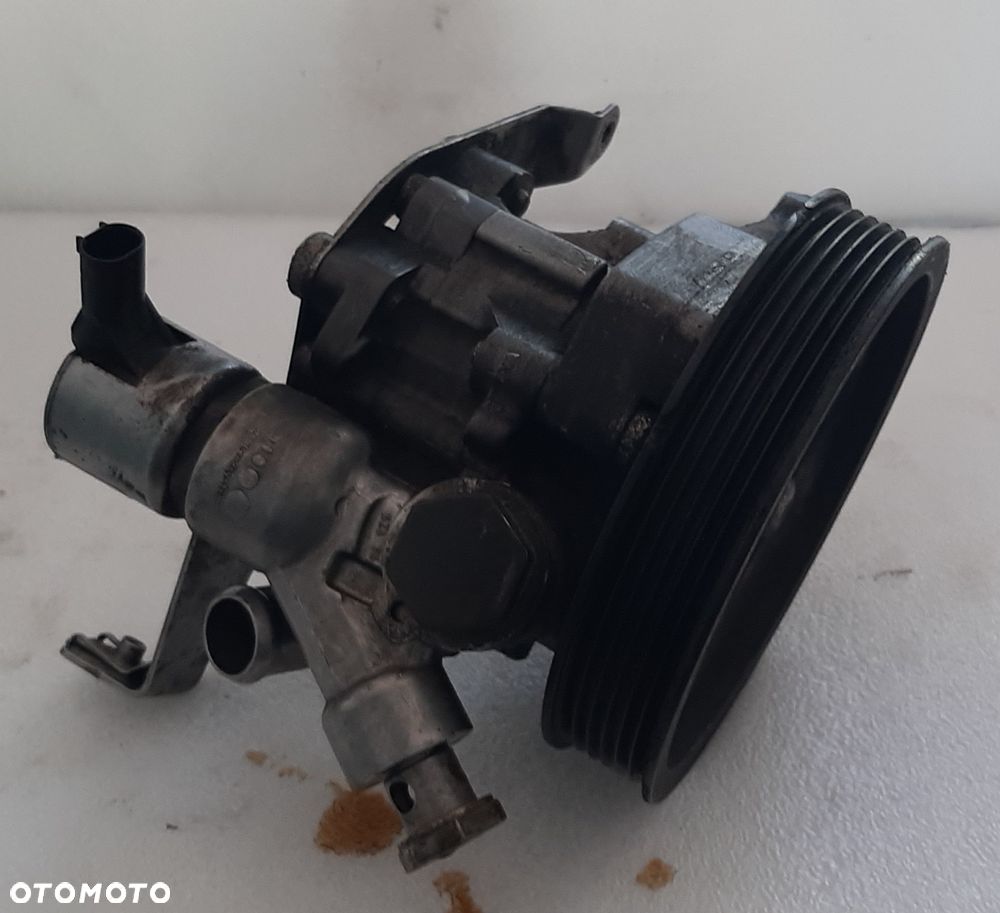 Pompa wspomagania BMW M57 E60 E61 3.5l biturbo - 2