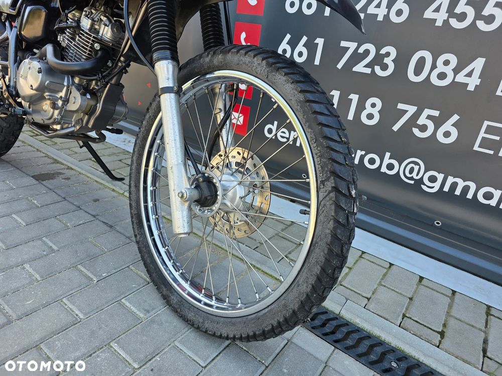 Suzuki DR - 26