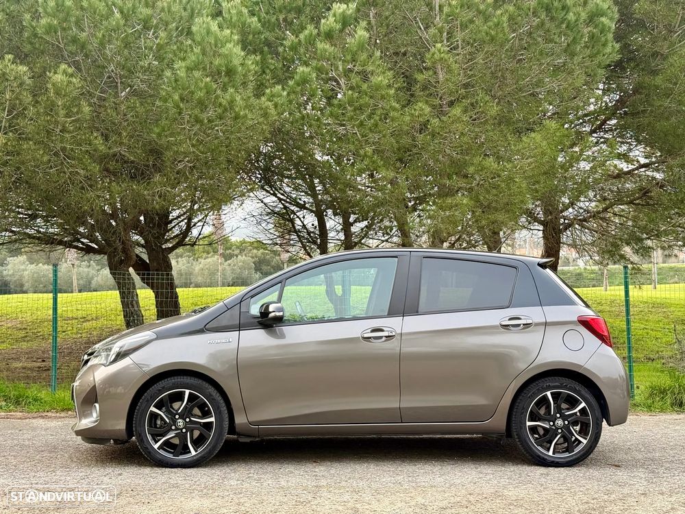 Toyota Yaris 1.5 HSD Square Collec.Bronze - 8