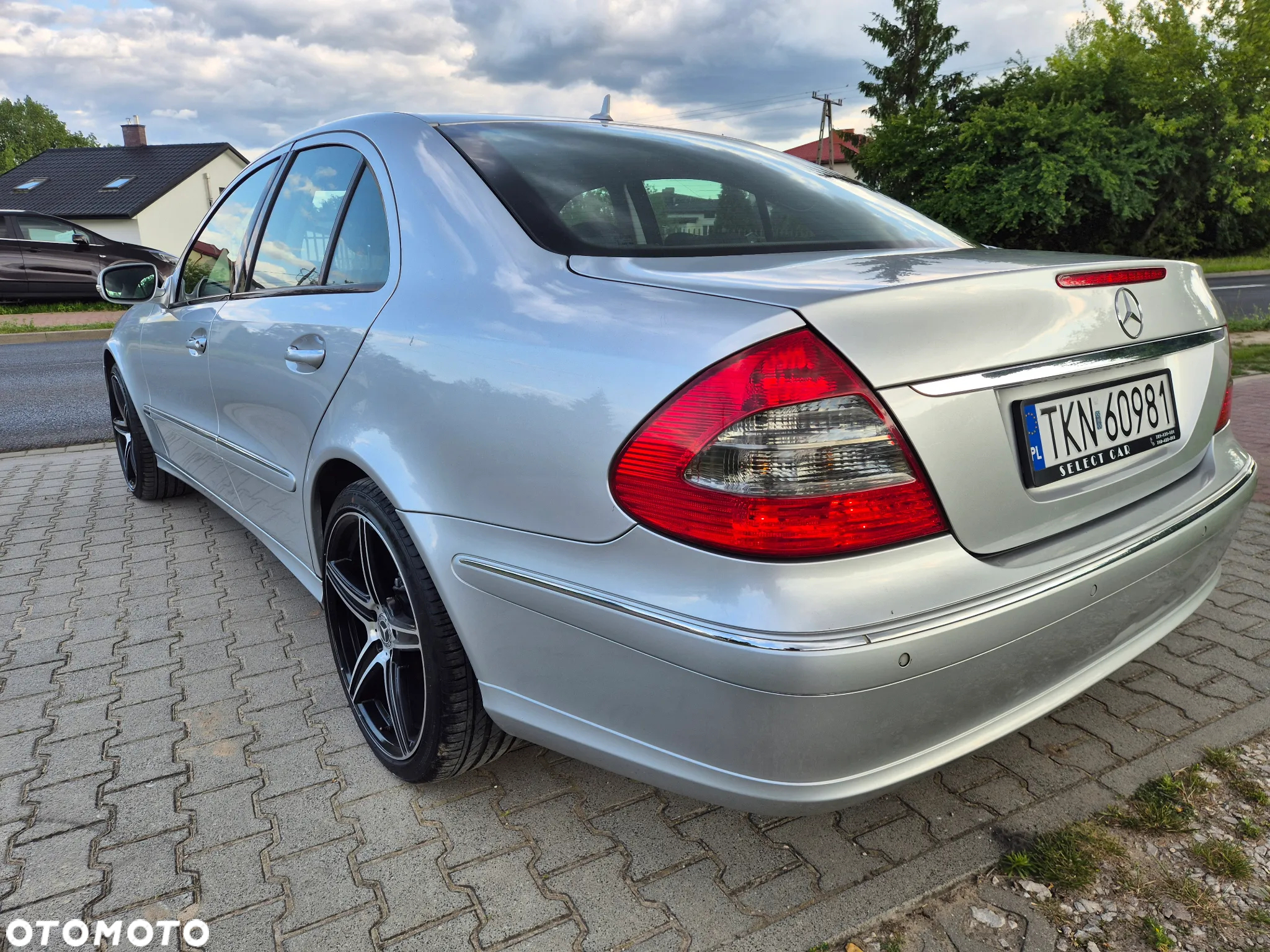 Mercedes-Benz Klasa E 200 CDI Elegance - 3