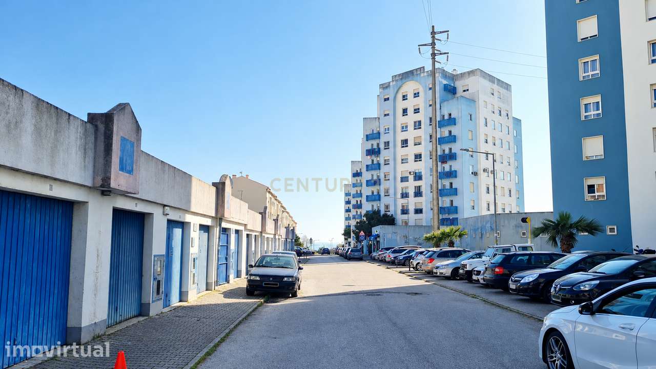 Garagem com 24 m² na Quinta da Piedade, Póvoa de Santa Iria - Grande imagem: 3/8