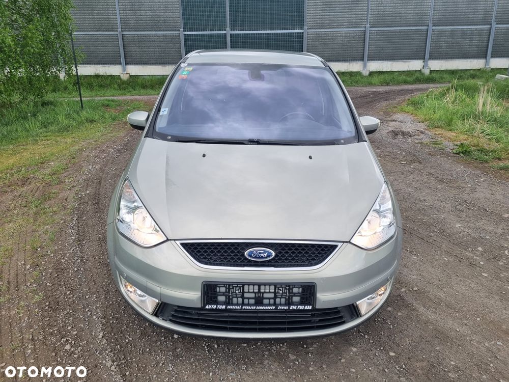 Ford Galaxy 2.0 TDCi DPF Concept - 4