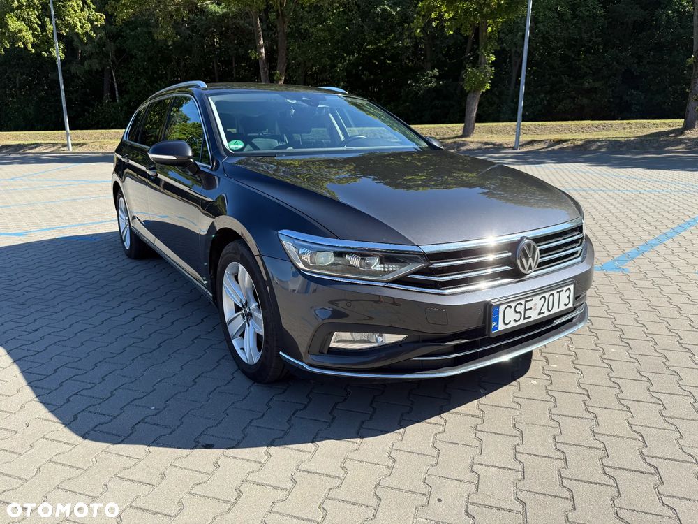 Volkswagen Passat Variant - 2