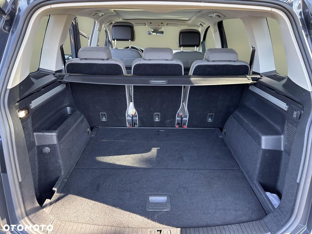 Volkswagen Touran 2.0 TDI BMT SCR Comfortline - 17