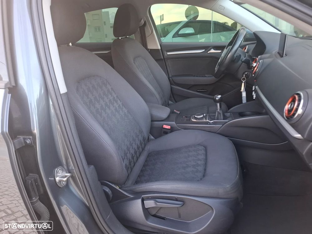 Audi A3 Limousine 1.6 TDI Advance - 42