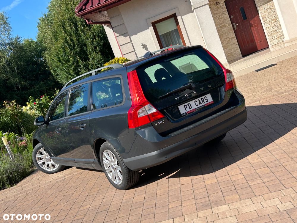 Volvo V70 2.0 Momentum - 16