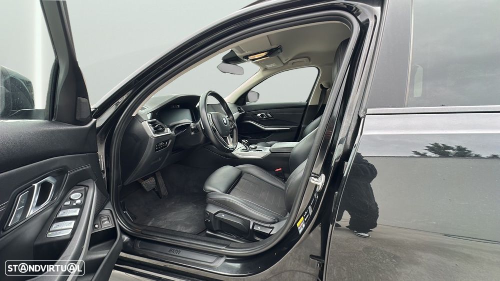 BMW 330 e Touring Aut. Sport Line - 7