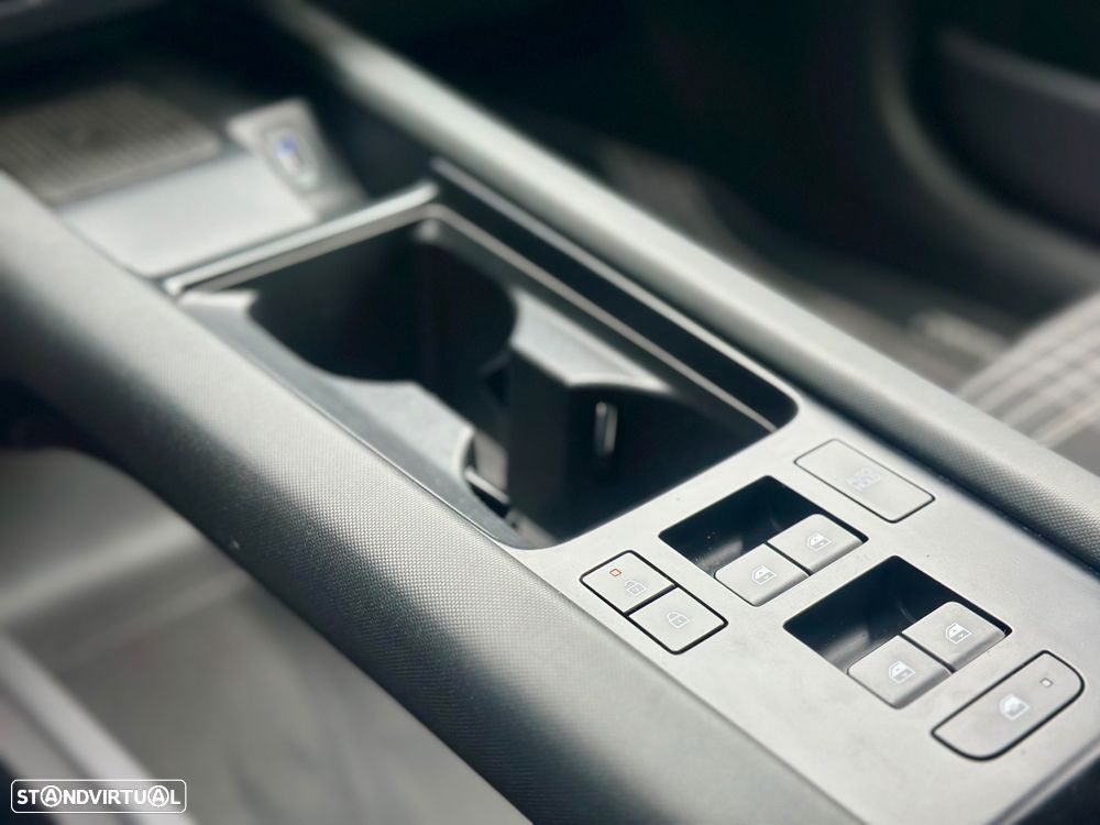 Hyundai Ioniq 6 77,4 kWh 4WD First Edition - 26