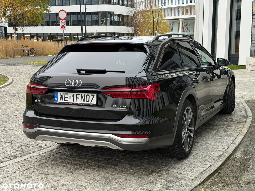 Audi A6 Allroad - 32