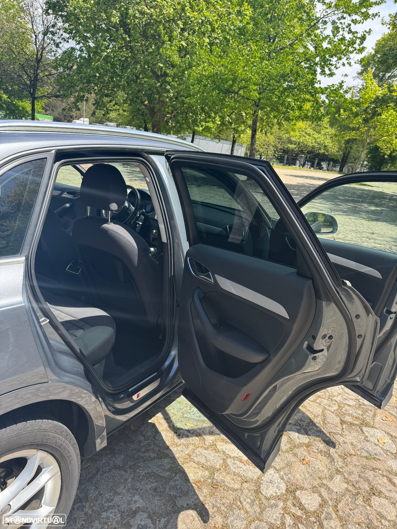 Audi Q3 2.0 TDI quattro S-line S-tronic - 9