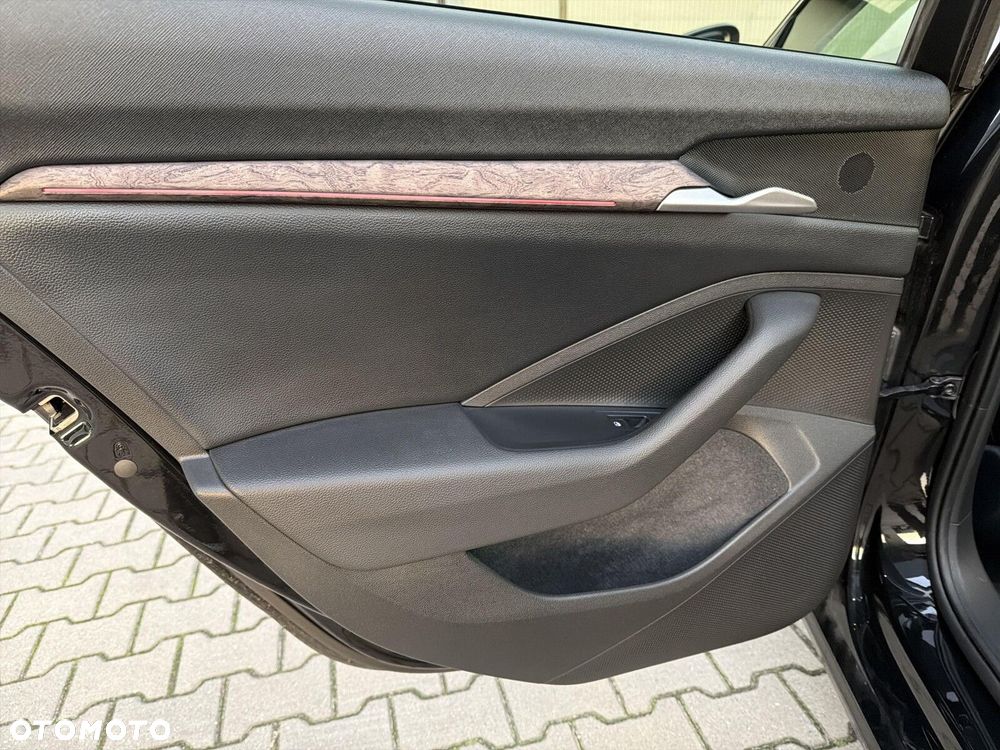 Skoda Superb 2.0 TDI SCR 4x4 L&K DSG - 24