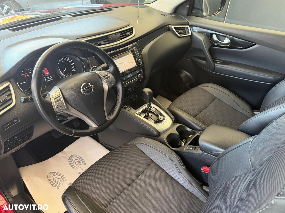 Nissan Qashqai 1.6 DCI Xtronic TEKNA+ - 14