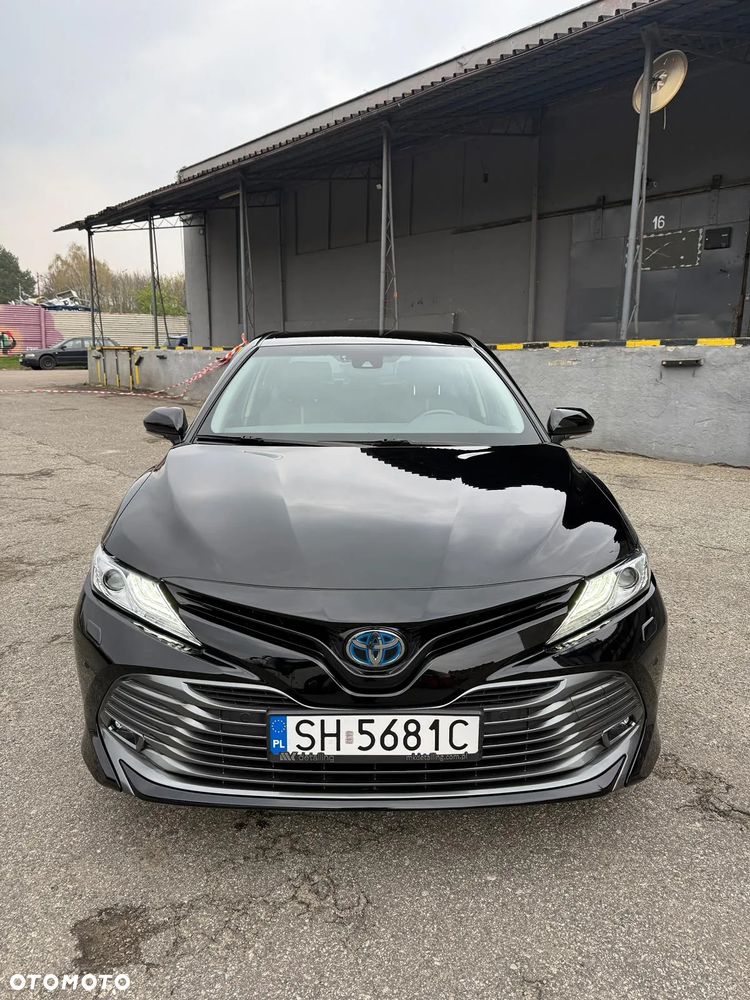Toyota Camry 2.5 Hybrid Executive CVT - 3