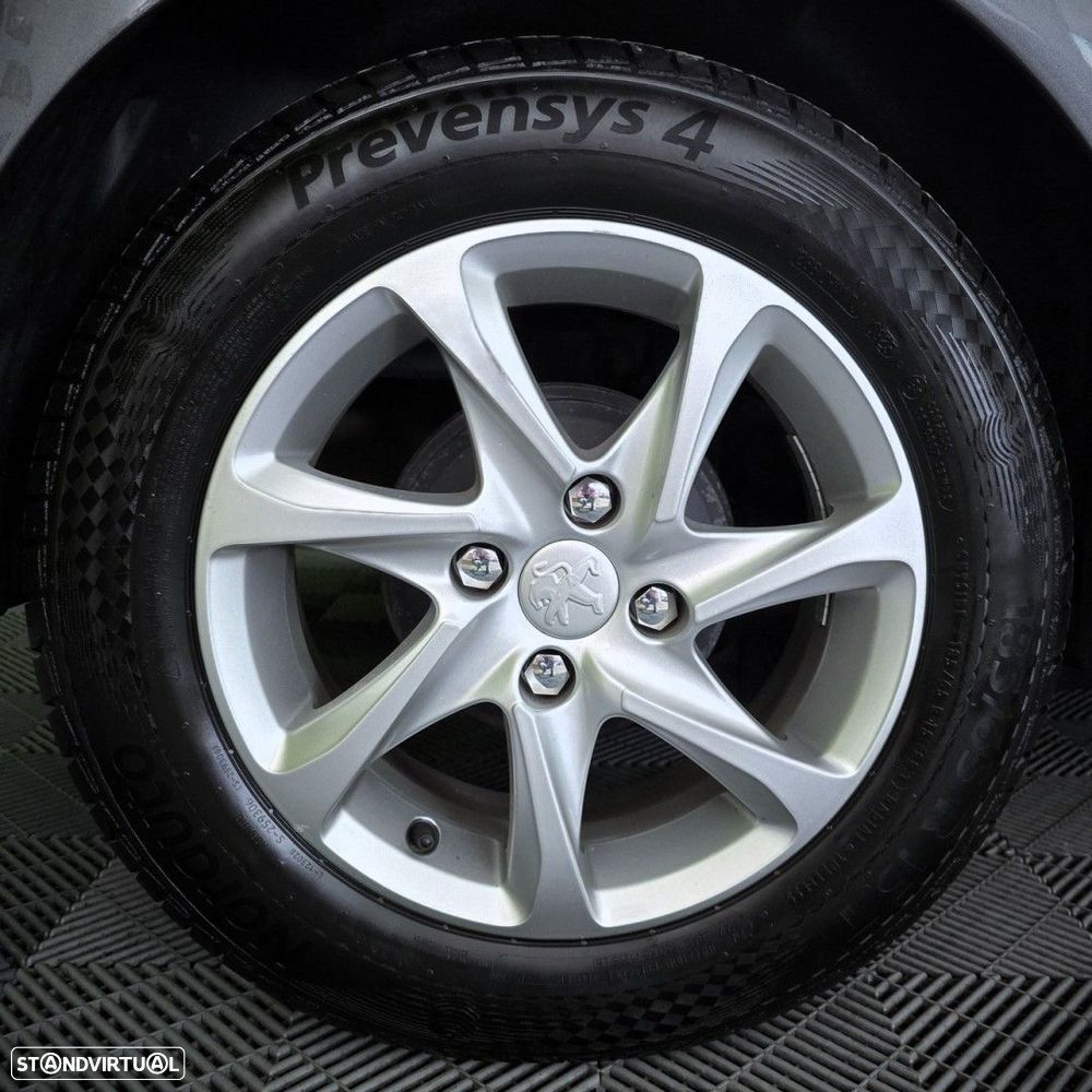 Peugeot 208 1.2 PureTech Active - 10