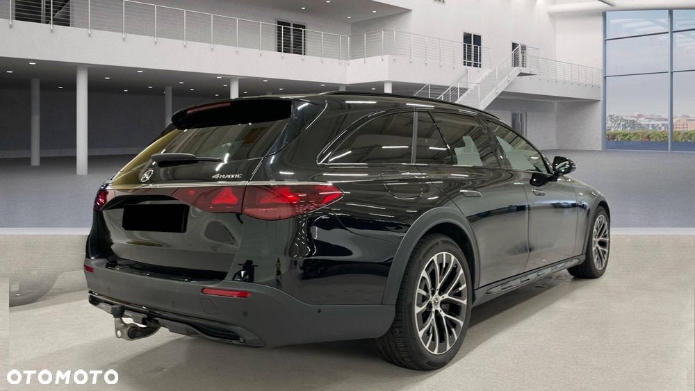 Mercedes-Benz Klasa E 300 de PHEV 4-Matic Avantgarde 9G-Tronic - 4