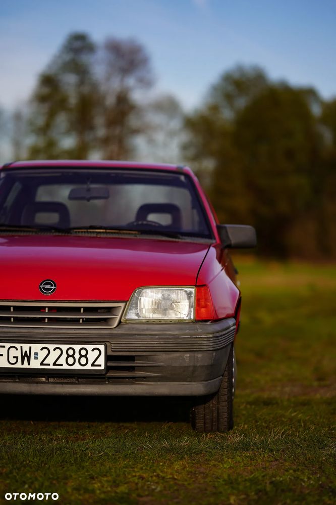 Opel Kadett 1.3 - 6