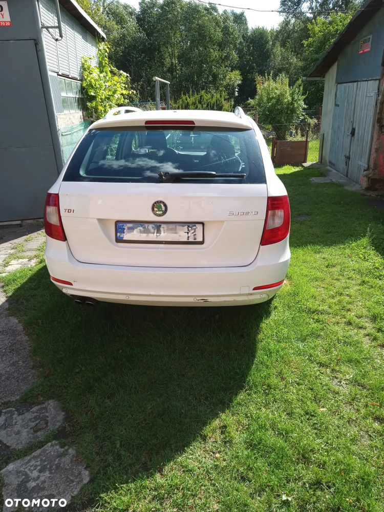 Skoda Superb - 4