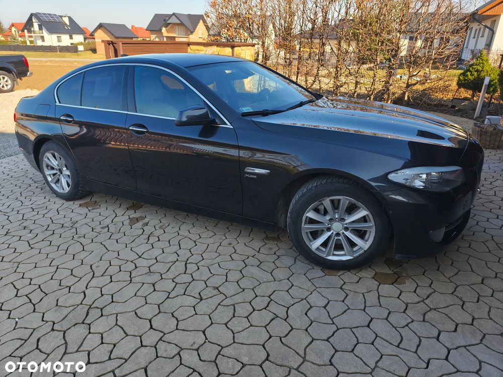 BMW Seria 5 525d xDrive Sport-Aut Luxury Line - 6