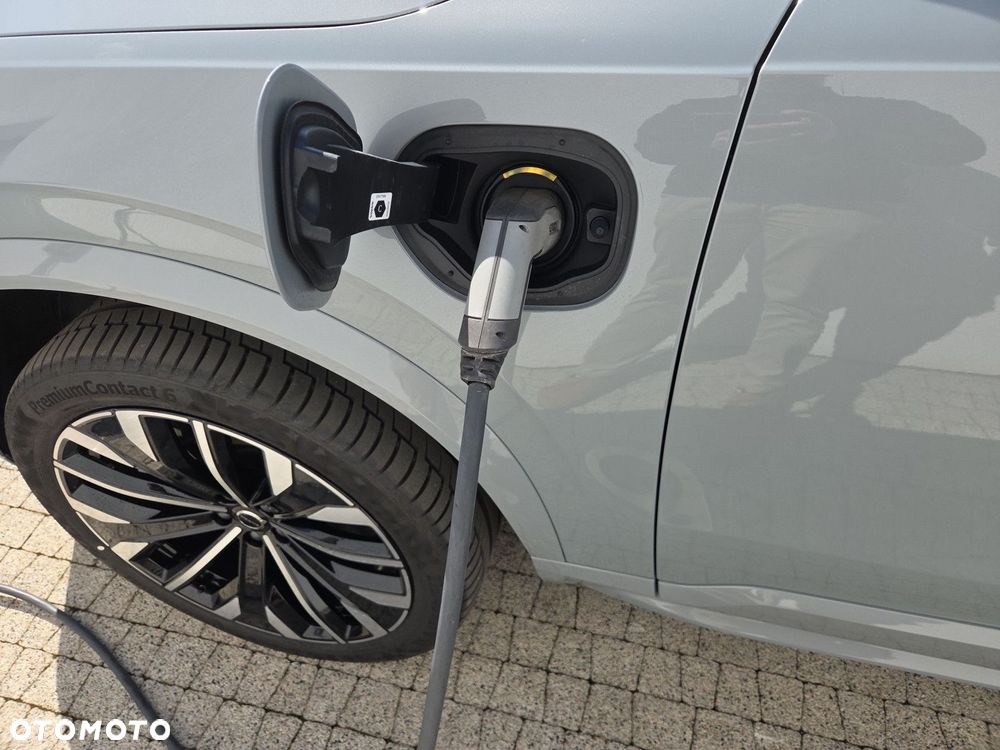 Volvo XC 90 - 31