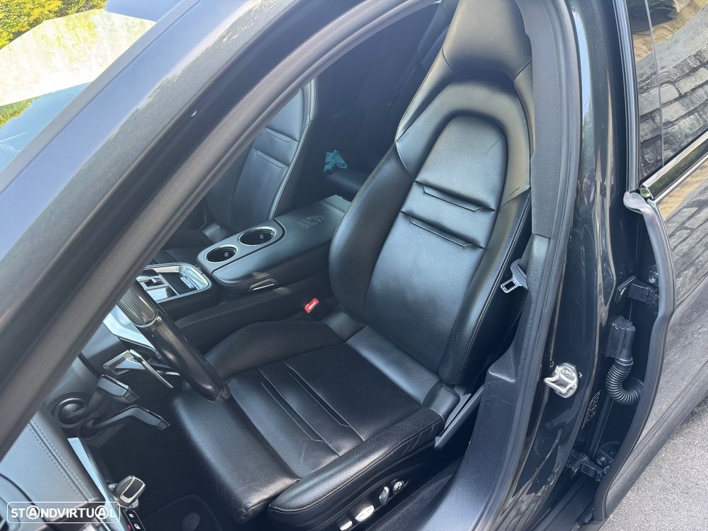 Porsche Panamera Sport Turismo - 20