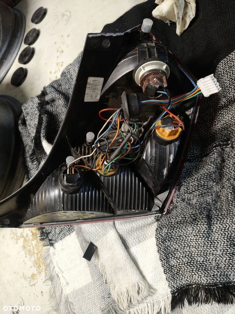 Renault Avantime lampa tylna lewa - 12