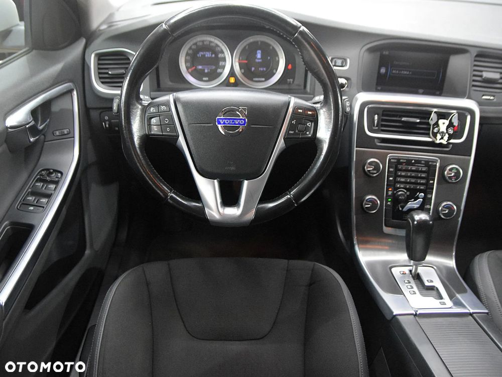 Volvo V60 D4 Geartronic - 12