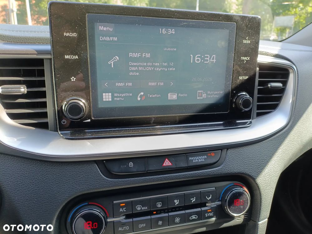 Kia XCeed 1.5 T-GDI M - 24