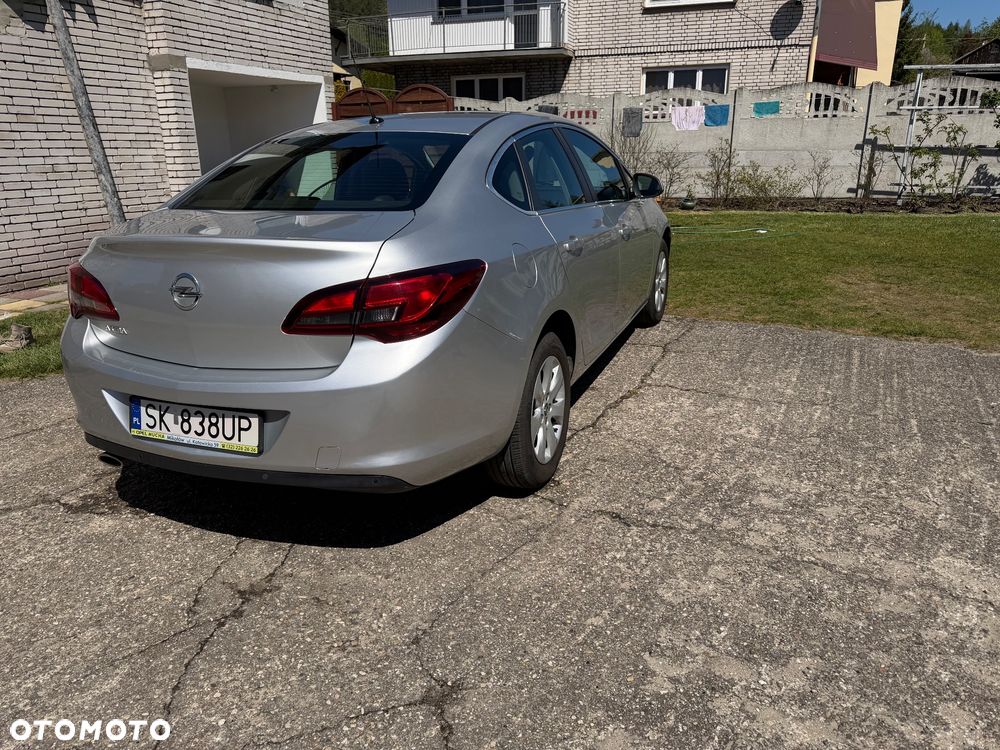Opel Astra 1.4 T Active - 3