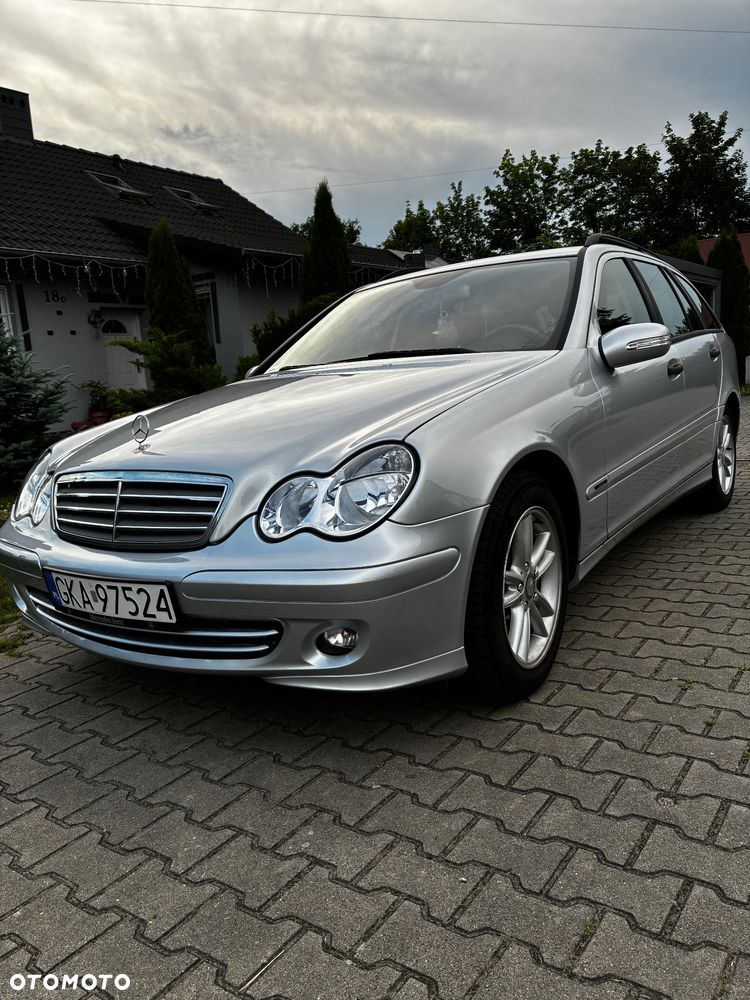 Mercedes-Benz Klasa C 180 Kompressor Automatik Classic Sport Edition - 1