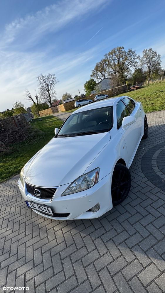 Lexus IS 250 Prestige - 8