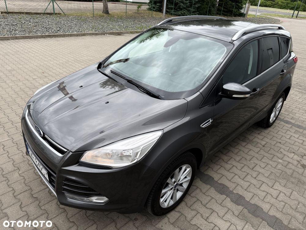 Ford Kuga 1.5 EcoBoost 2x4 Titanium - 14