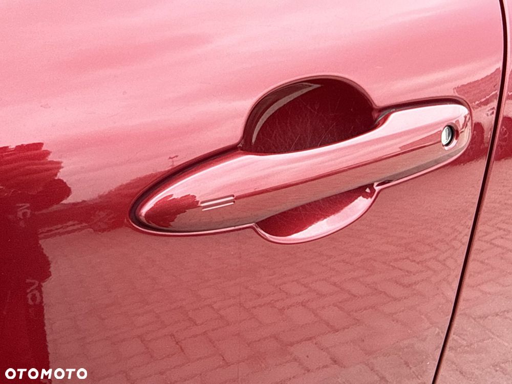 Toyota Corolla Cross 2.0 Hybrid Premiere Edition AWD - 28