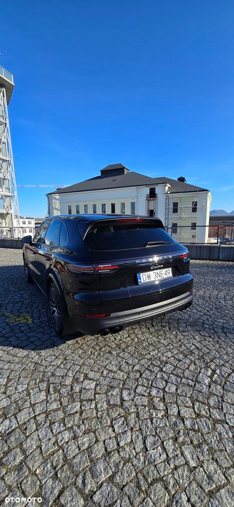 Porsche Cayenne Standard - 9