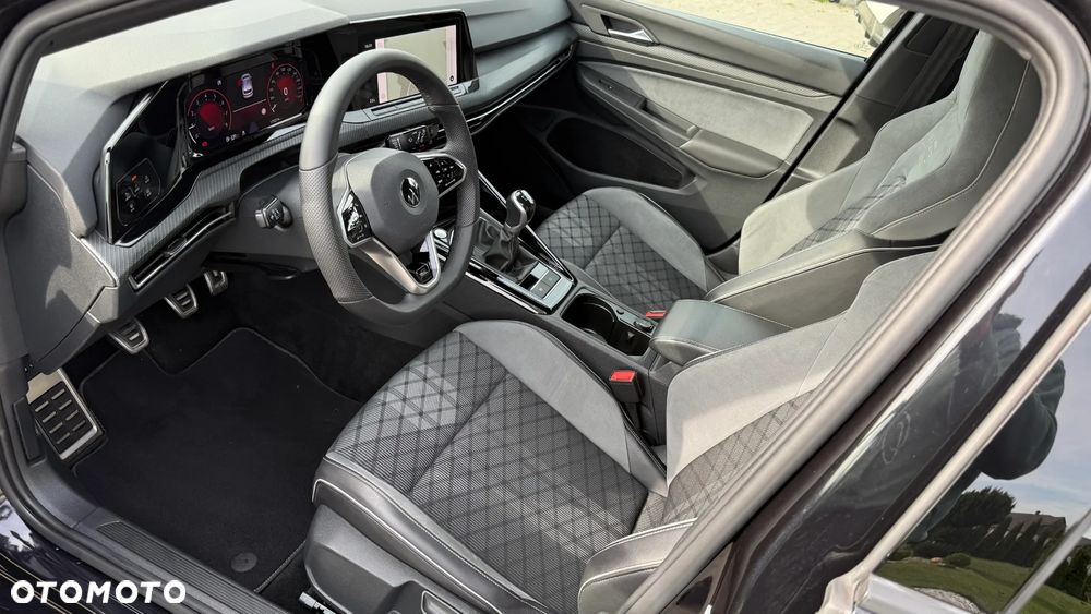 Volkswagen Golf 1.5 TSI OPF R-Line - 26