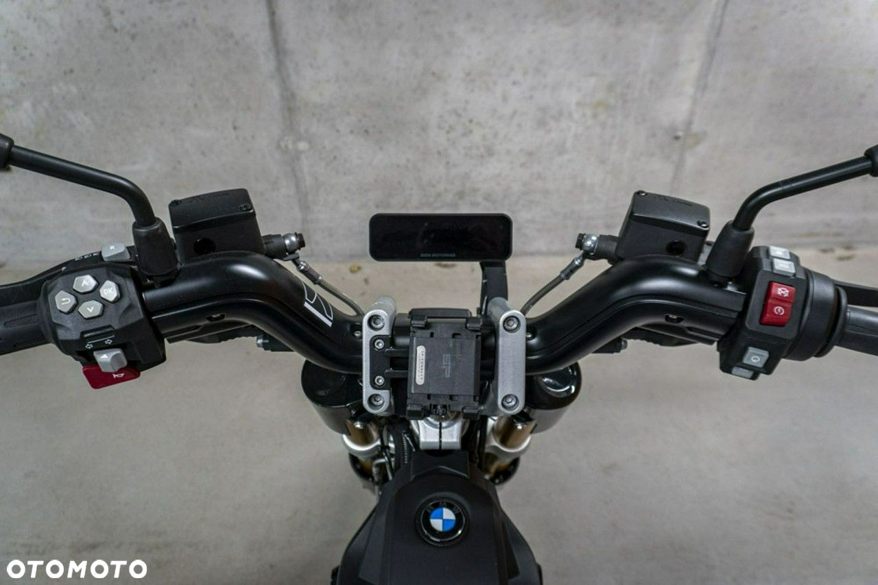 BMW CE 02 - 10