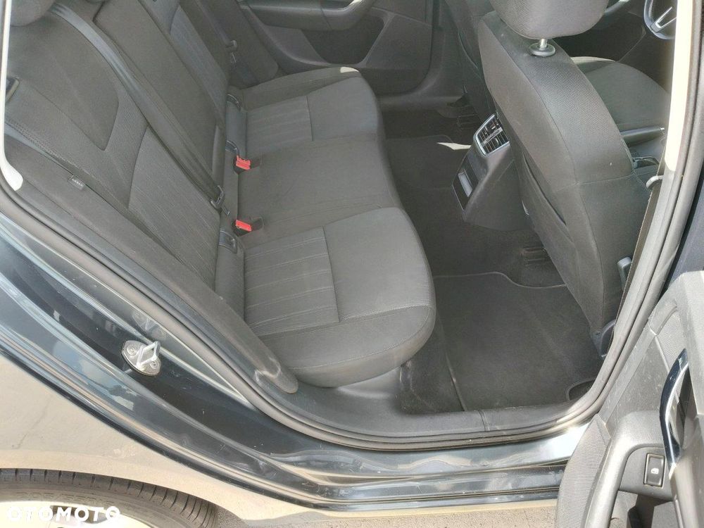 Skoda Octavia 2.0 TDI DSG Sport Edition - 8