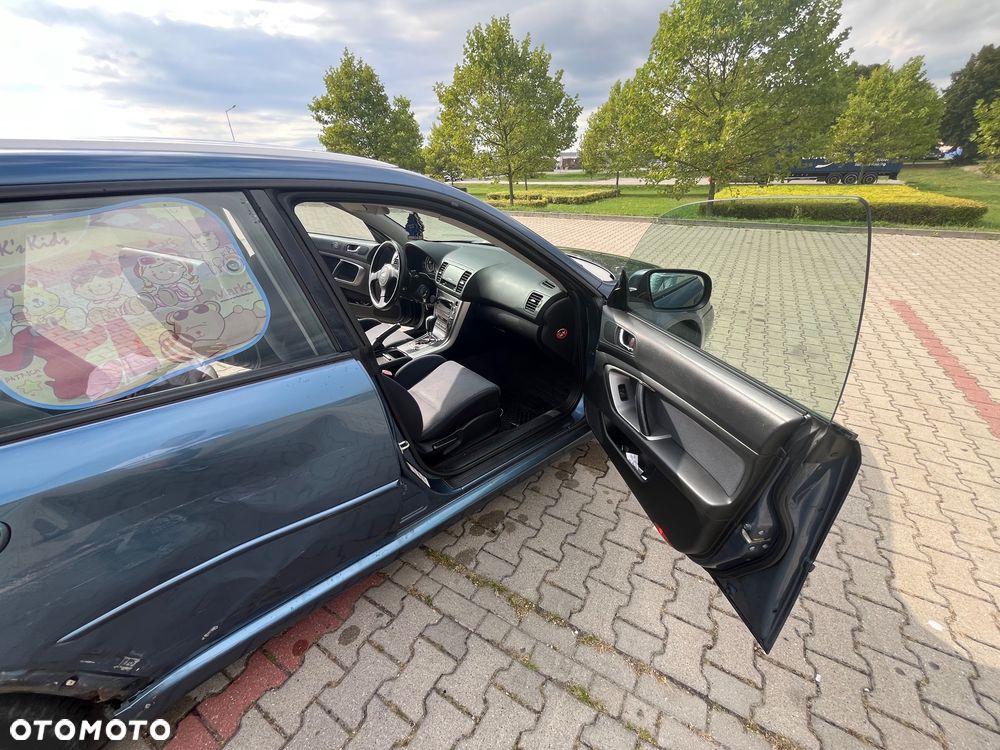 Subaru Legacy - 19