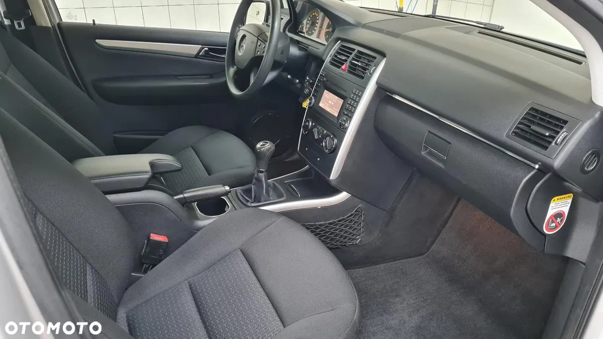 Mercedes-Benz Klasa B 170 NGT BlueEFFICIENCY - 16