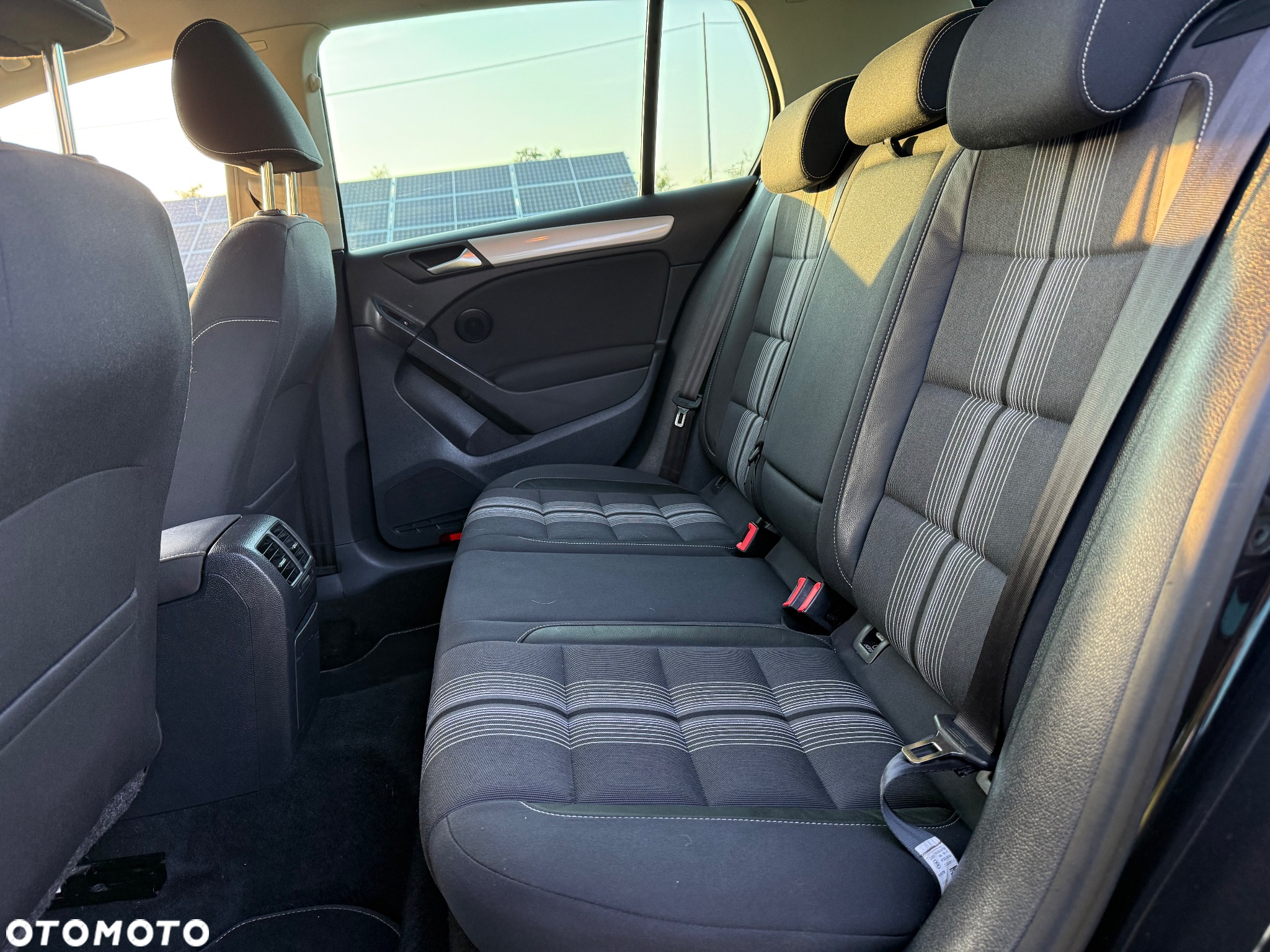 Volkswagen Golf VI 1.6 TDI Comfortline - 7