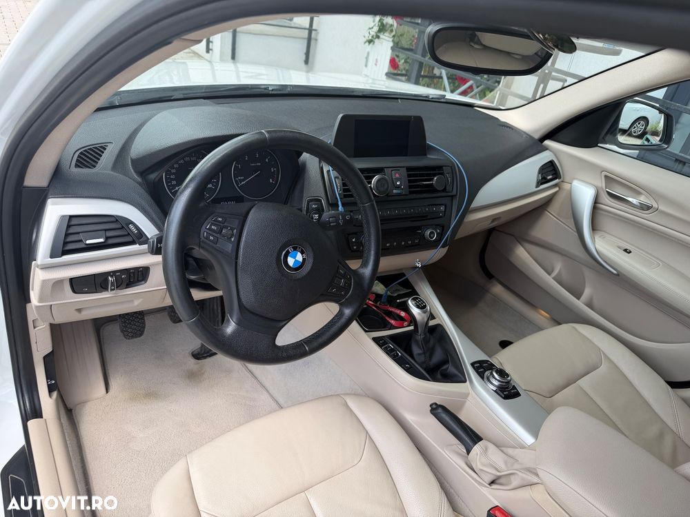 BMW Seria 1 120d - 6