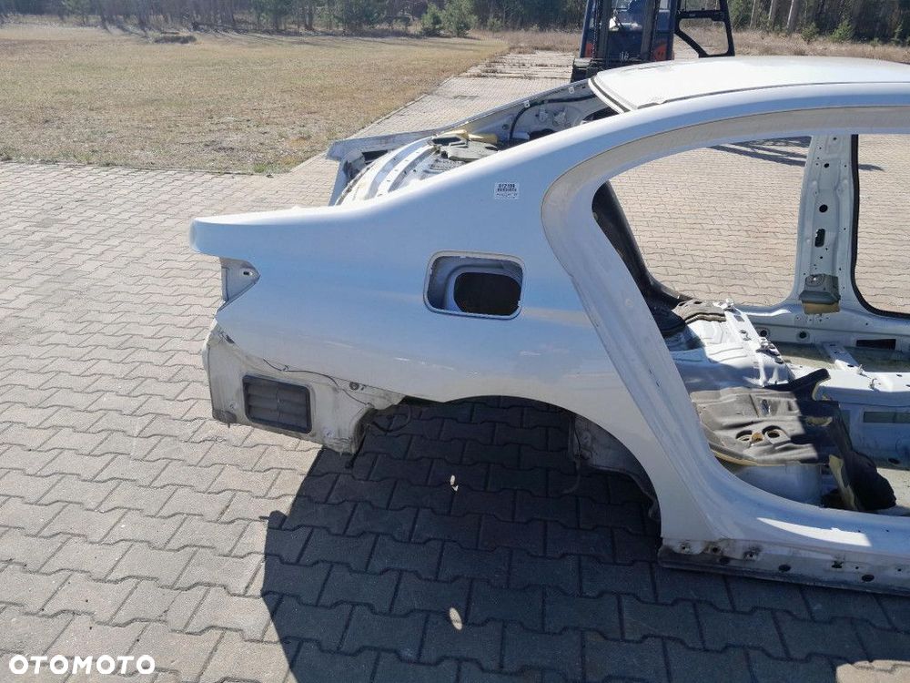 BMW 7 G11 TYŁ BŁOTNIK TYŁ LEWY PRAWY PAS WANNA A96 - 2