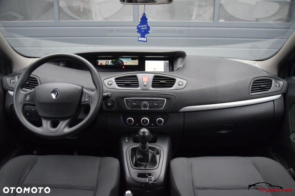 Renault Scenic - 32
