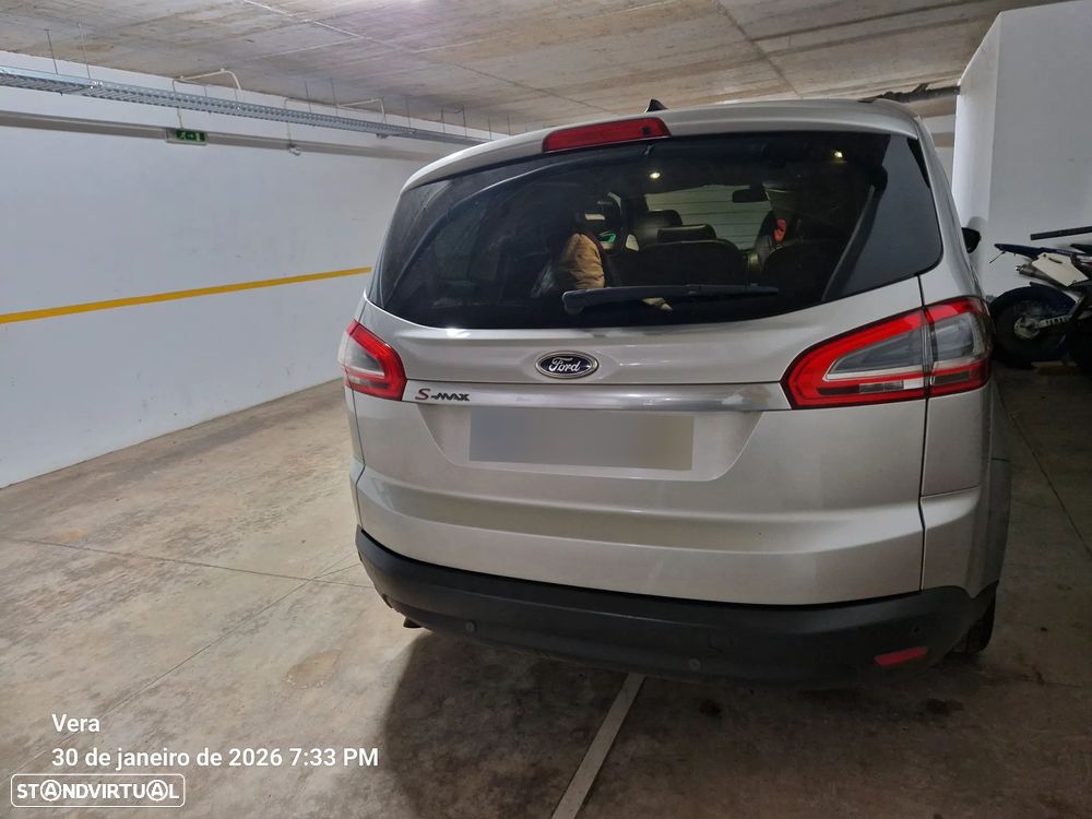 Ford S-Max 2.0 TDCi Titanium 7L - 17