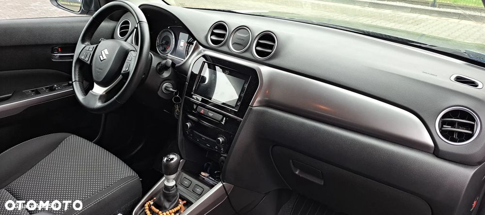 Suzuki Vitara 1.4 Boosterjet SHVS Premium 2WD - 9