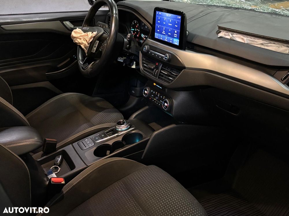 Ford Focus 1.5 EcoBlue Connected - 15