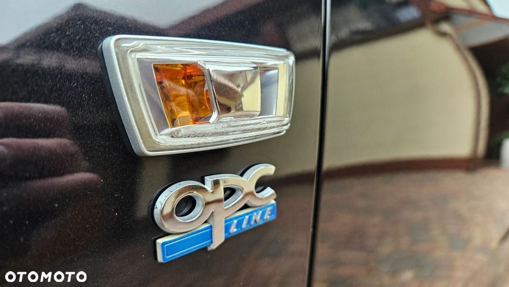 Opel Astra IV GTC 1.6 T SIDI Sport S&S - 6