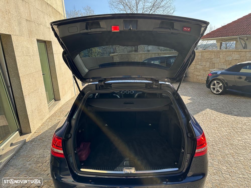 Mercedes-Benz C 200 d AMG Line - 28